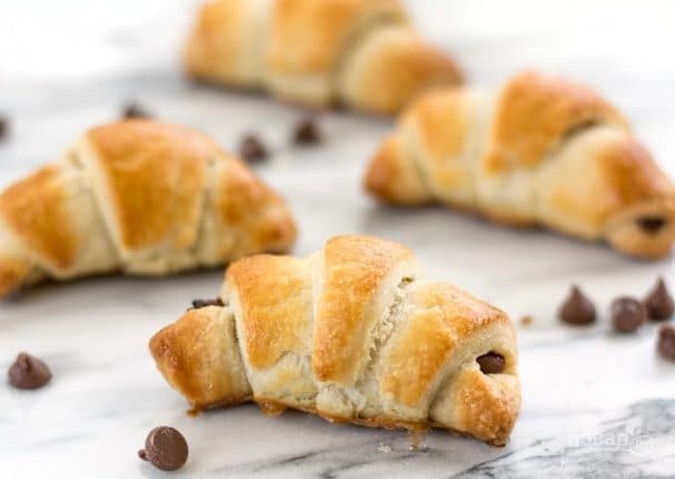 Круассаны с шоколадом