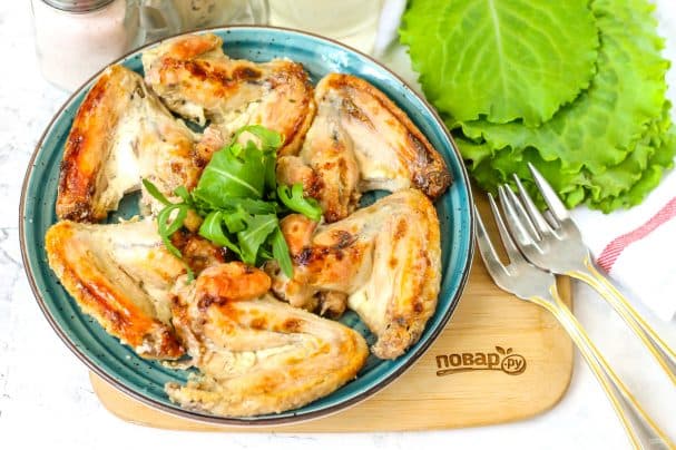 Крылышки в кефире в духовке