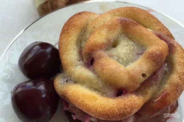 Мини-клафути с ягодами