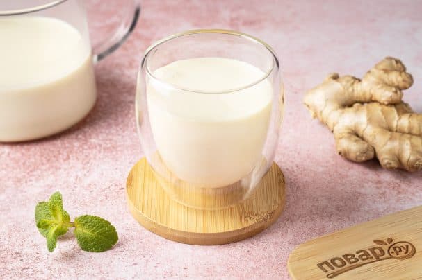 Молочний чай з імбирем