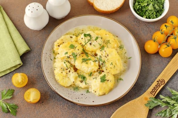 Нёккі ў смятанавым соусе