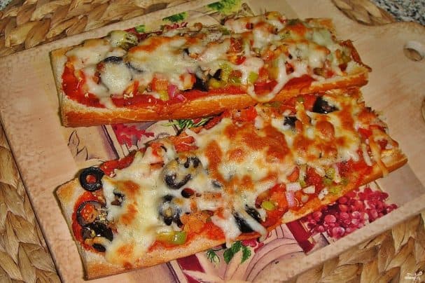 Baguette pizza