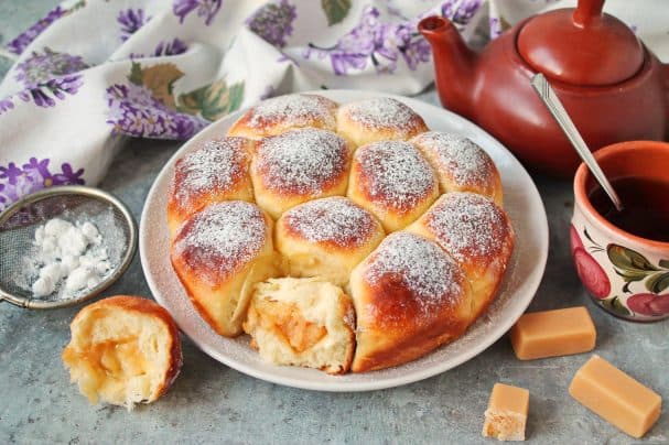 Пирог с конфетами