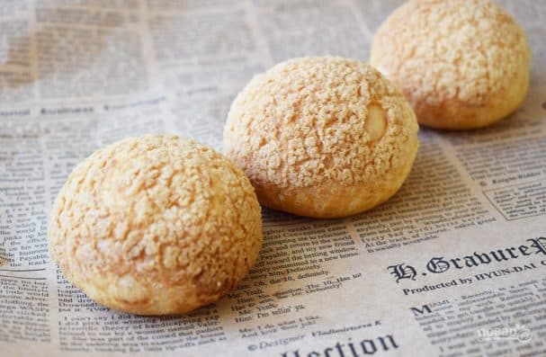 Пирожное с заварным кремом