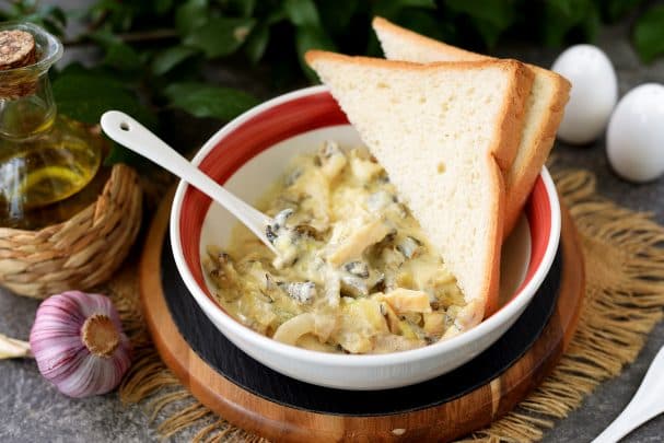 Рапаны ў сметанакавым соусе