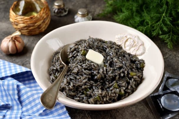 Ризотто з чорнилами каракатиці