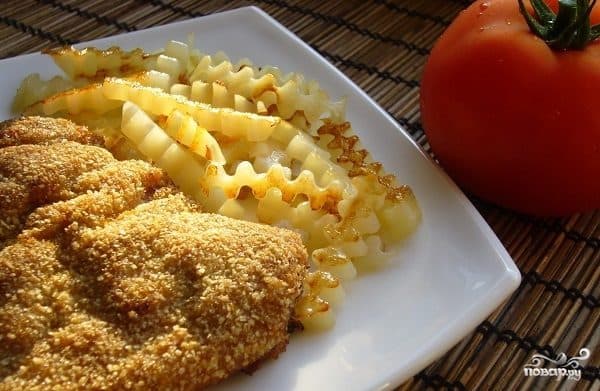 Rouladen with fried potatoes