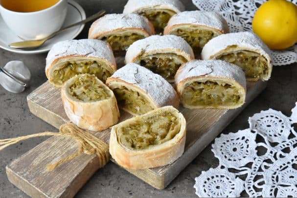 Штрудель с кислицей