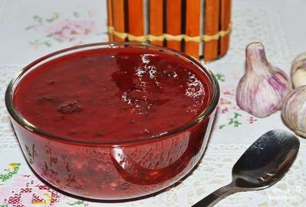 Соус из красной сливы