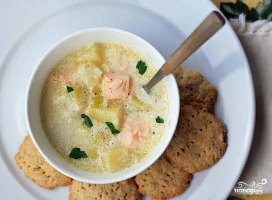 Salmon soup in a multicooker