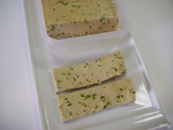 Тахинная халва с фисташками