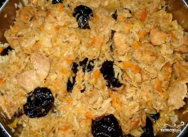 Bigus with prunes