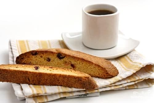 Almond and orange zest biscotti