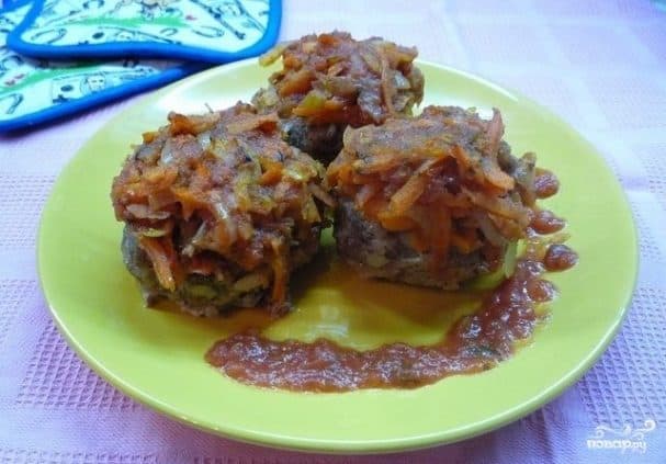 Котлети під соусом