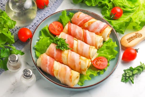 Млинці з сиром і беконом