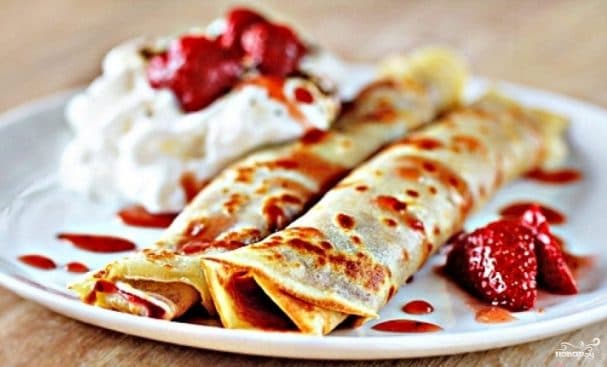 Pancakes with jam
