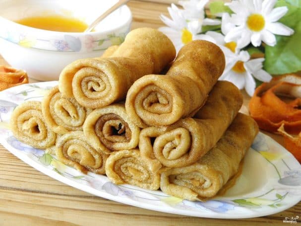 Pancakes with Ryazhenka