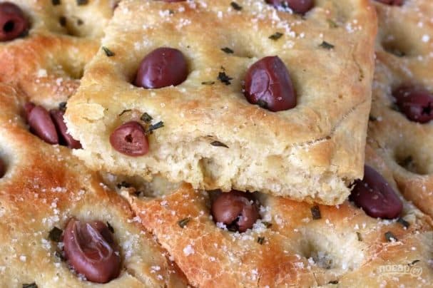 Focaccia with olives and rosemary