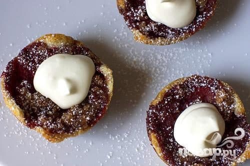 Strawberry Bread Muffins