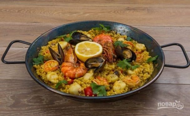 Іспанська паелья з морепродуктами
