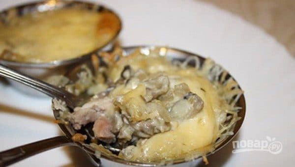 Жульен з курыцы і грыбамі