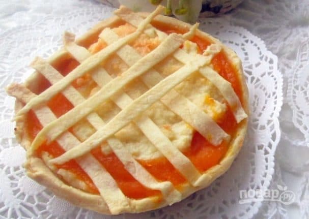 Pumpkin and cottage cheese baskets