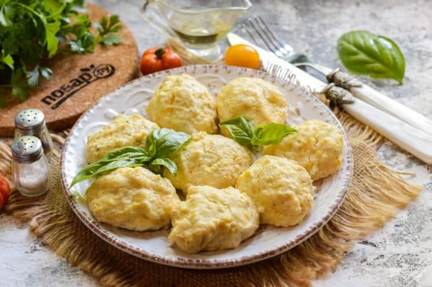 Курячі котлети з цукіні та овочами