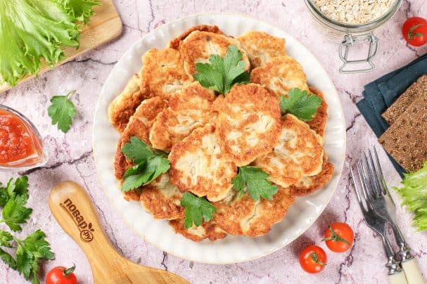 Курыныя аладкі з аўсянымі шматкамі