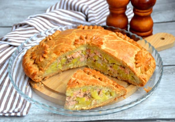 Курник з рибою