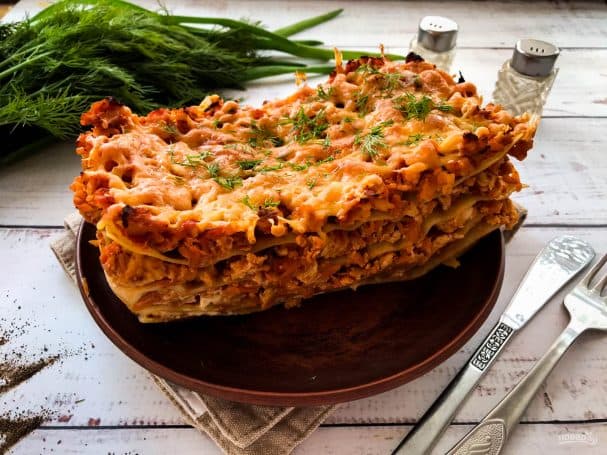 Sour cream lasagna