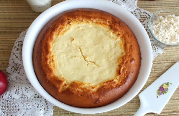 Lazy vatrushka with cottage cheese