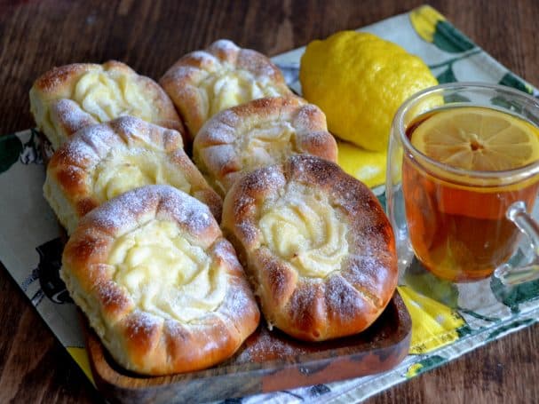Lemon vatrushki