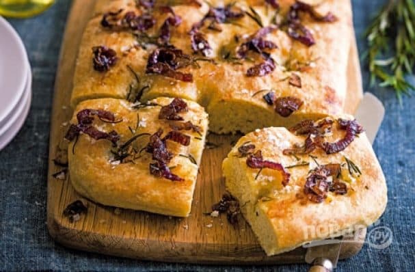 Onion focaccia