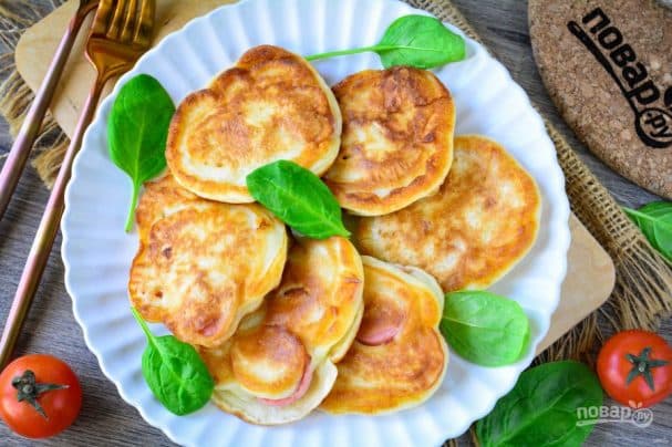 Аладзькі з сасіскамі на кефіры