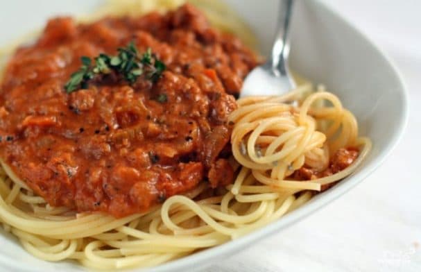 Pasta with sauce