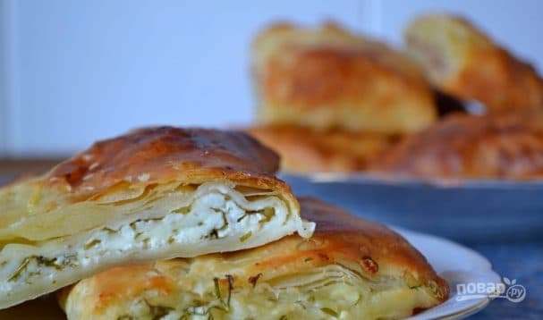Placindas with cottage cheese