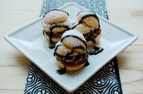 Profiteroles with rum filling