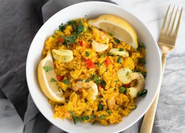 Рис з морепродуктами та овочами