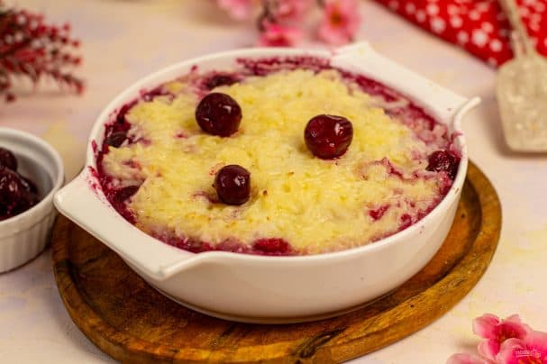 Rice casserole with cherries
