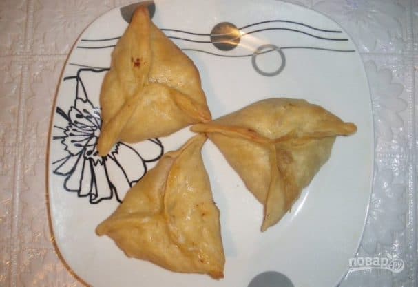 Samsa made with unleavened dough