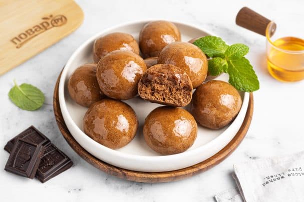 Chocolate ginger gingerbread