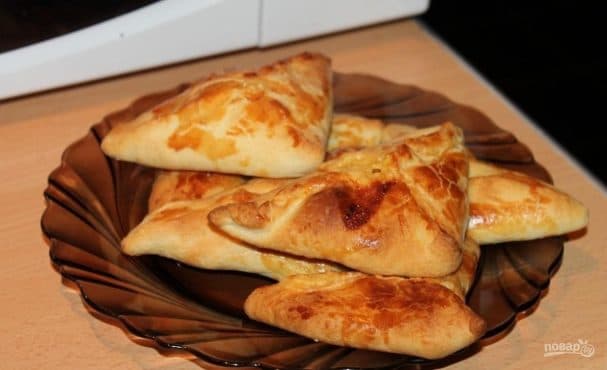 Layered cheese samsa