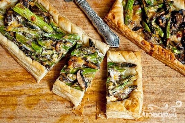 Asparagus, mushroom, and cheese tart