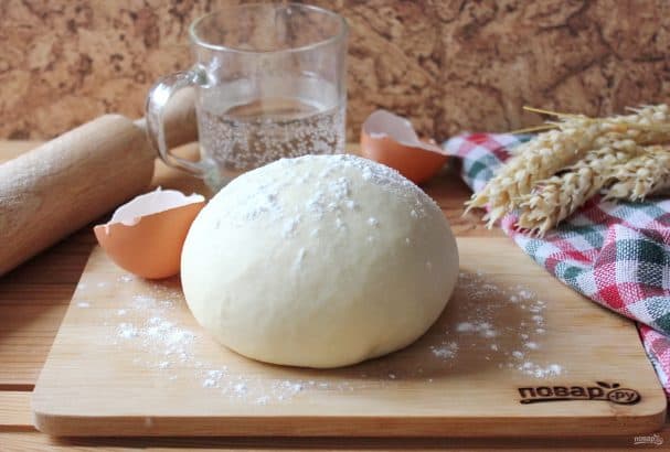 Dumpling dough with mineral water
