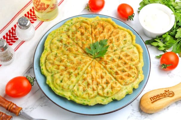 Кабачковыя вафлі ў вафельніцы
