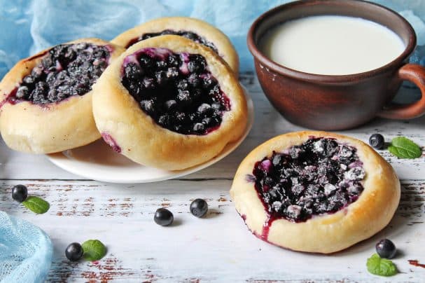 Blueberry Vatrushki