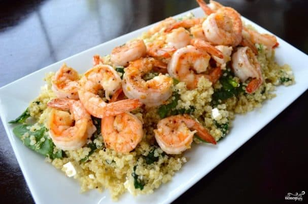 Quinoa and shrimp salad