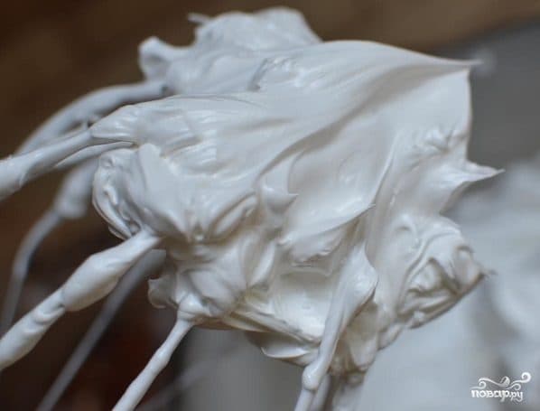 Protein cream for sponge cake