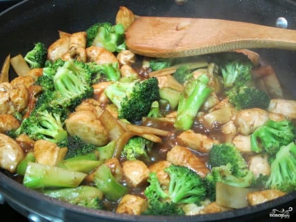 Broccoli with chicken breast