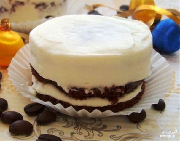 Black and White Pastries